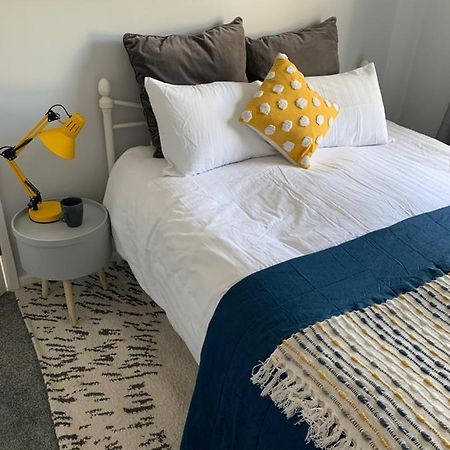 Apartament The Hideaway, Calm, Cozy, Dog Friendly Retreat Cheltenham Zewnętrze zdjęcie