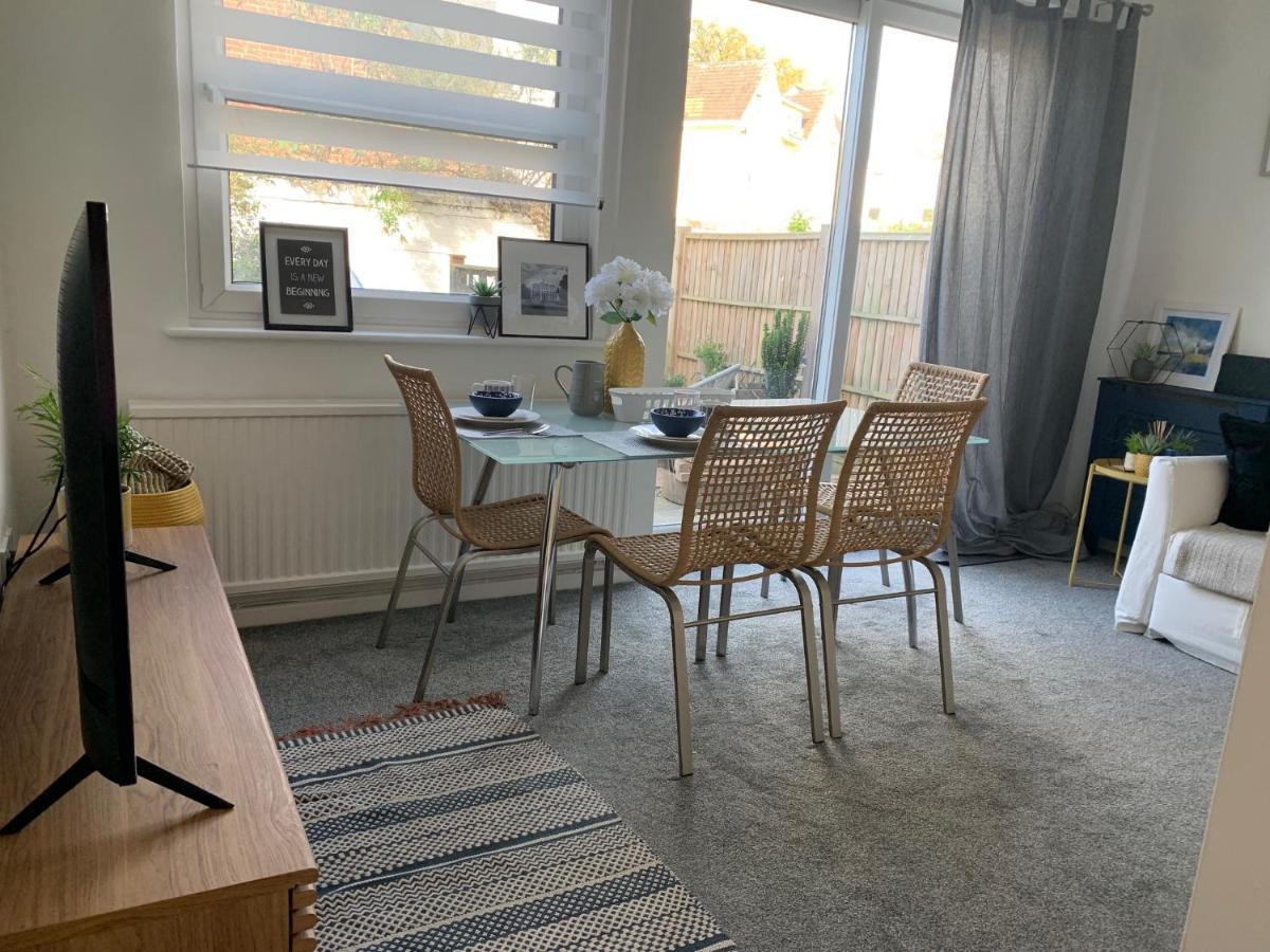 Apartament The Hideaway, Calm, Cozy, Dog Friendly Retreat Cheltenham Zewnętrze zdjęcie